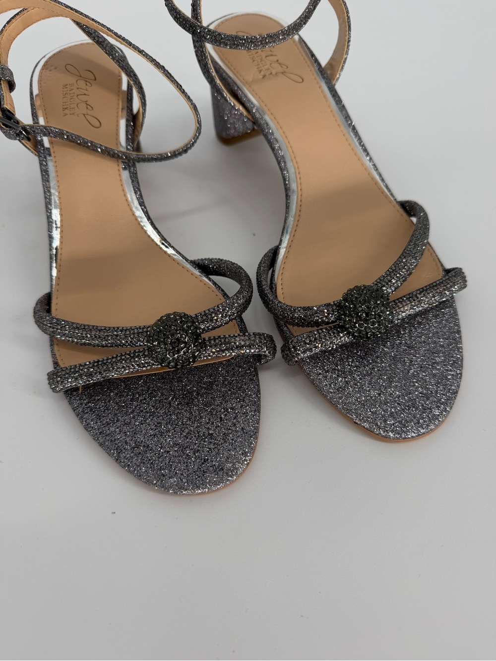 Jewel Badgley Mischka Gavi Low Block Heel Pewter Sandal Women's - 7.5 - Picture 5 of 12